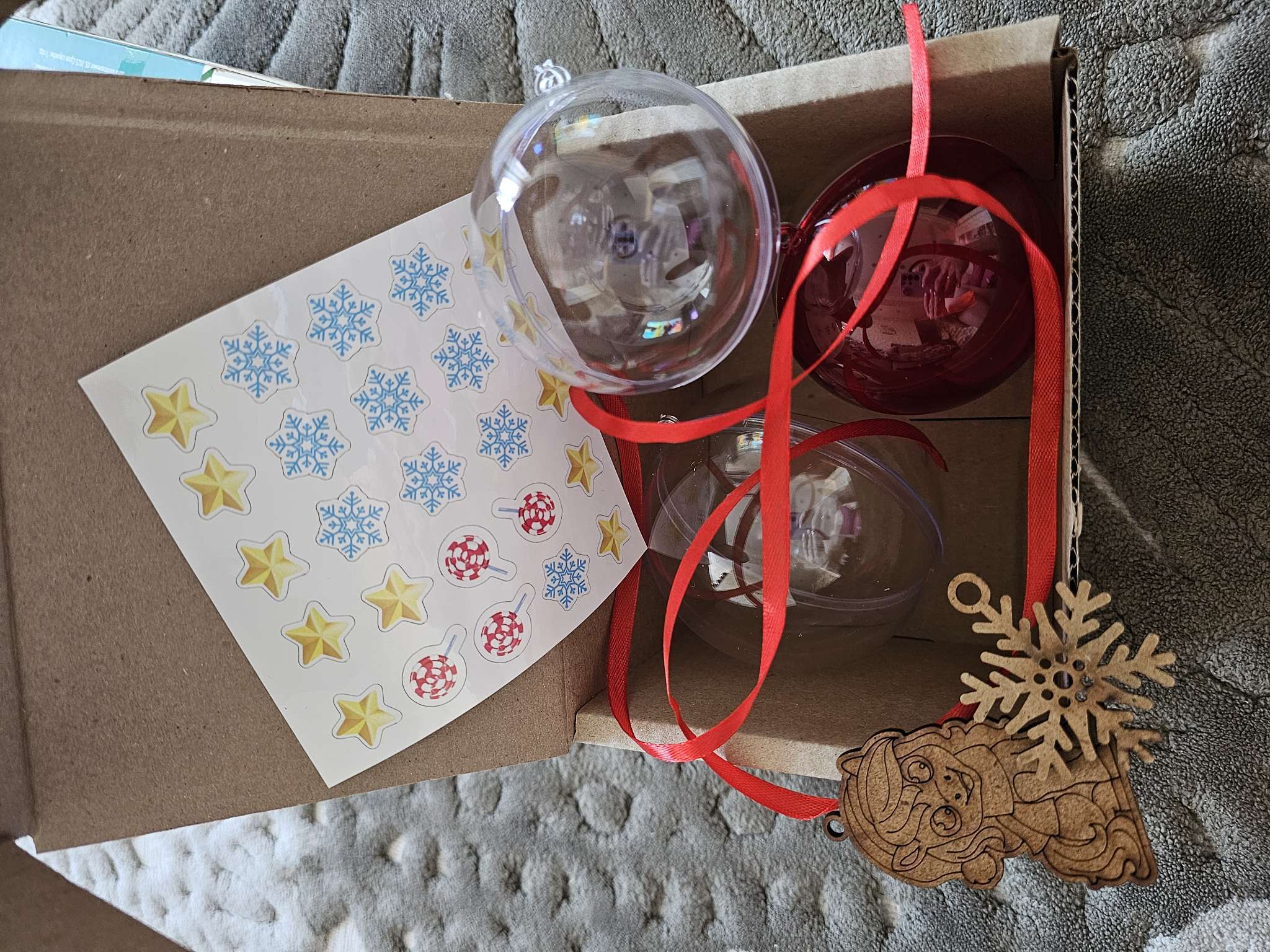 Фотография покупателя товара Набор для творчества новогодний «Ёлочная игрушка. Лошадка», шары 3 шт., фигурки под роспись - Фото 6