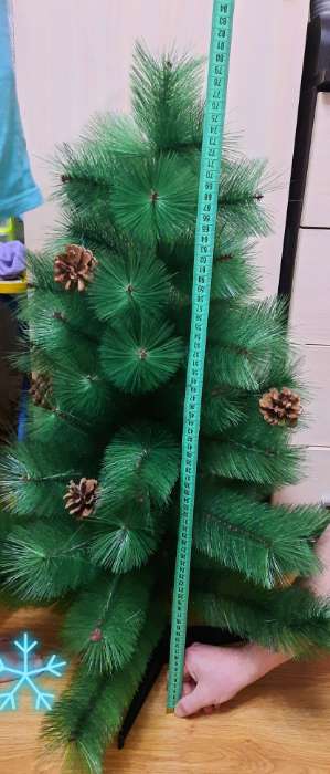 Фотография покупателя товара Кедр зеленый шишки 90 см, d нижнего яруса 60 см, d игл 10 см, 57 веток, пласт подставка