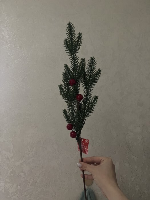 Фотография покупателя товара Еловая ветка декоративная «Зимнее волшебство. Мечты», 50 см - Фото 45