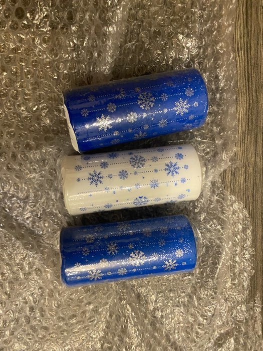 Фотография покупателя товара Свеча - цилиндр новогодняя "Снежинки", 5х10 см, синяя с серебром, микс - Фото 2