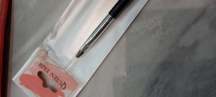 Фотография покупателя товара Кисть для наращивания и дизайна ногтей «Волос», двусторонняя, полуовал/точечная, 18,5 см, d=0,7 см, цвет чёрный