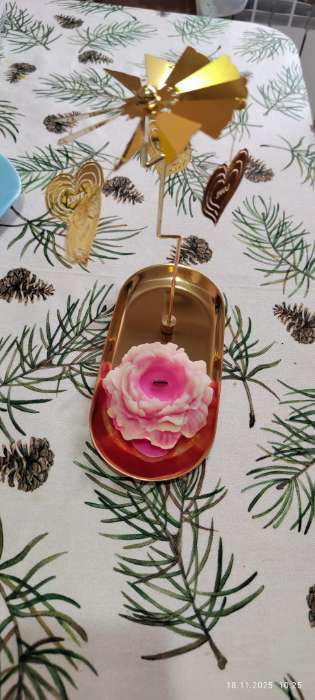 Фотография покупателя товара Подсвечник металлический «Карусель с сердцами», золотая, 8.5×18 см - Фото 1