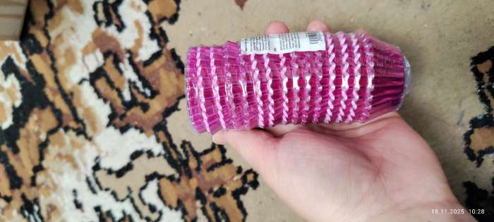 Фотография покупателя товара Форма для выпечки кексов бумажная UPAK LAND, 3.5×2 см, одноразовая, голубая - Фото 1