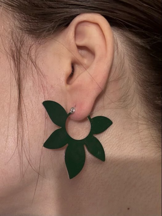 Фотография покупателя товара Серьги металл «Листья» этнос, цвет серебро - Фото 3